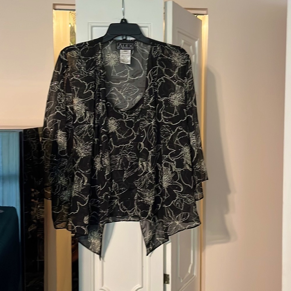 Sleeveless top and Matching Jacket